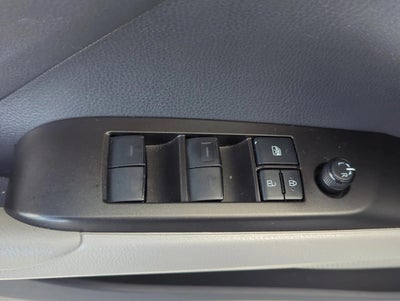 2022 Toyota Camry LE Auto (SE)