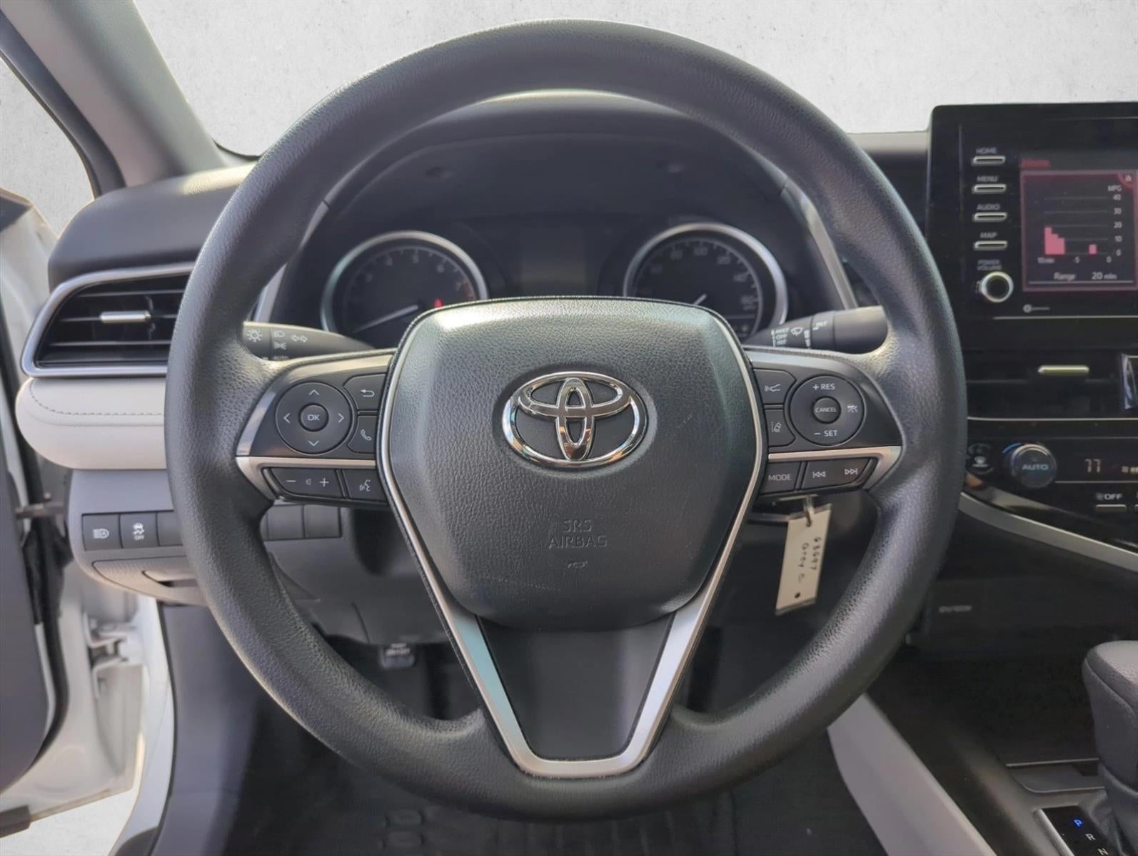 2022 Toyota Camry LE Auto (SE)