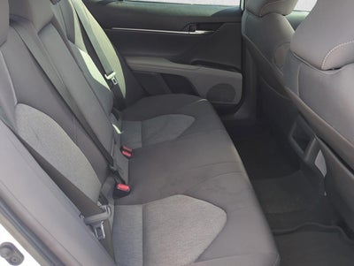 2022 Toyota Camry LE Auto (SE)