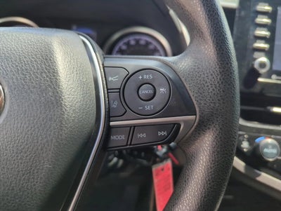 2024 Toyota Camry LE Auto (SE)