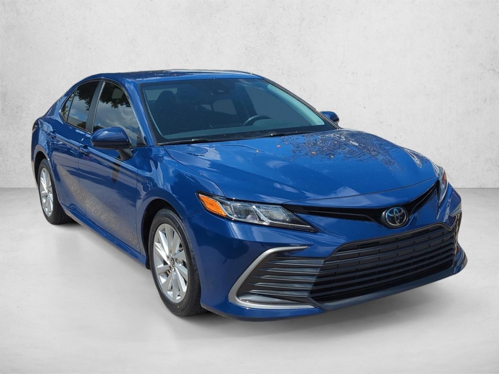 2024 Toyota Camry LE Auto (SE)