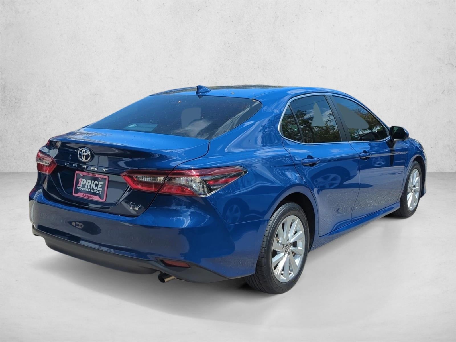 2024 Toyota Camry LE Auto (SE)
