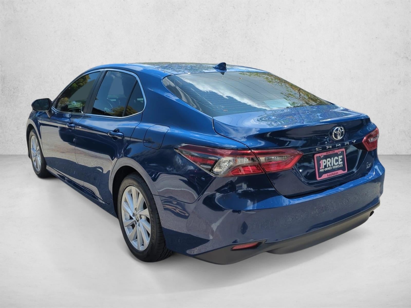 2024 Toyota Camry LE Auto (SE)