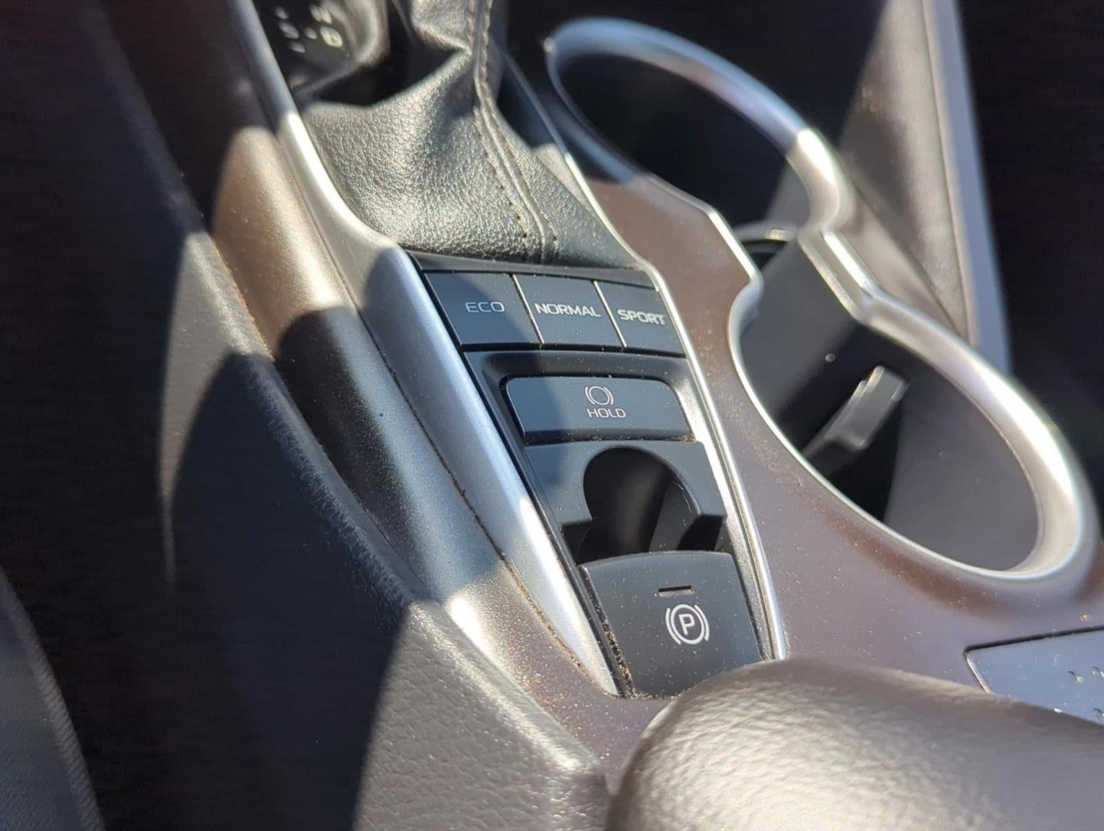 2024 Toyota Camry LE Auto AWD (Natl)