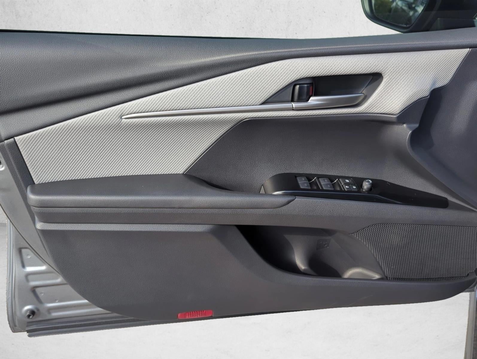 2026 Toyota Camry SE (SE)