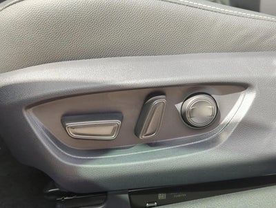 2026 Toyota Camry SE (SE)