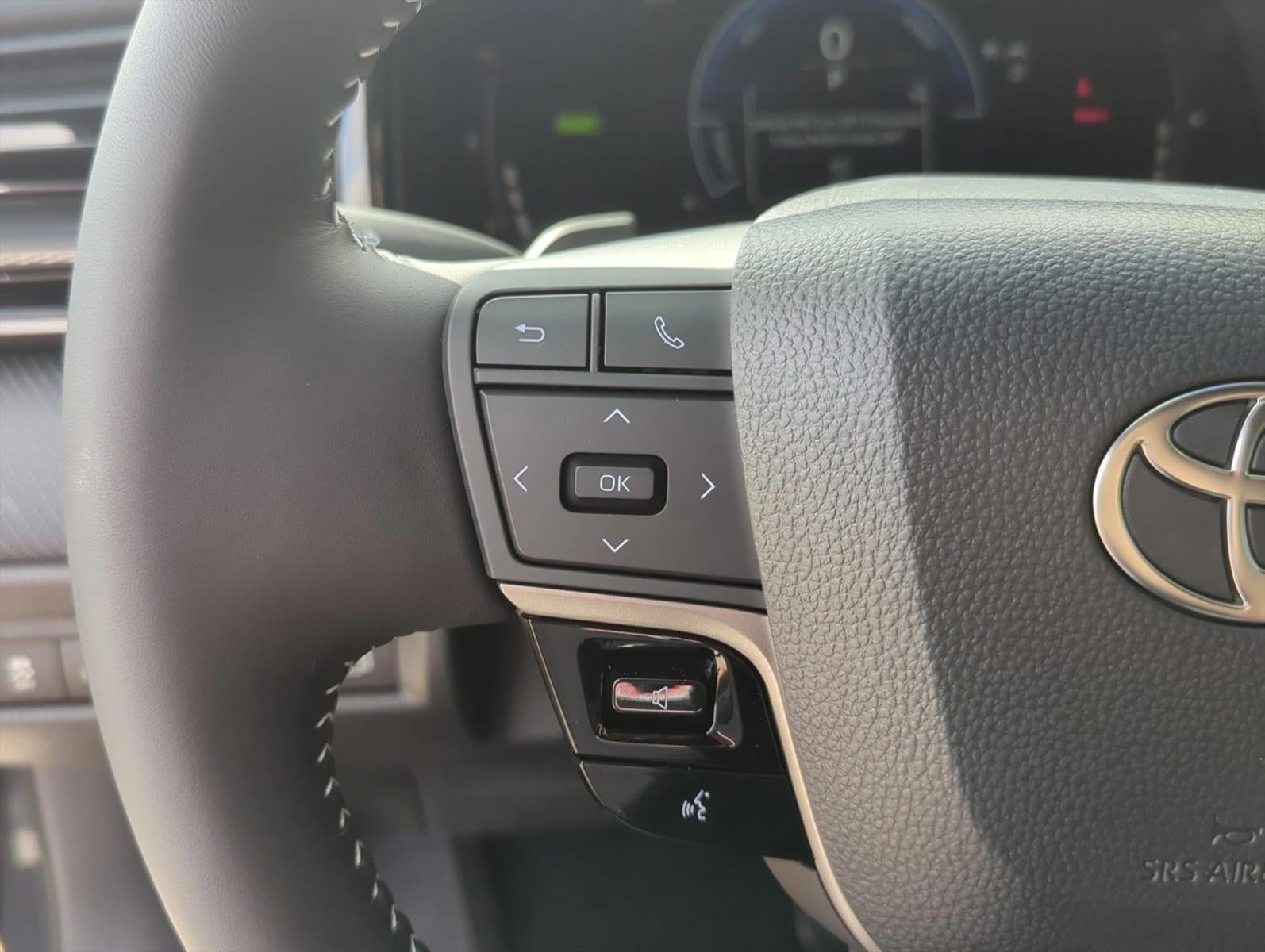 2026 Toyota Camry SE (SE)