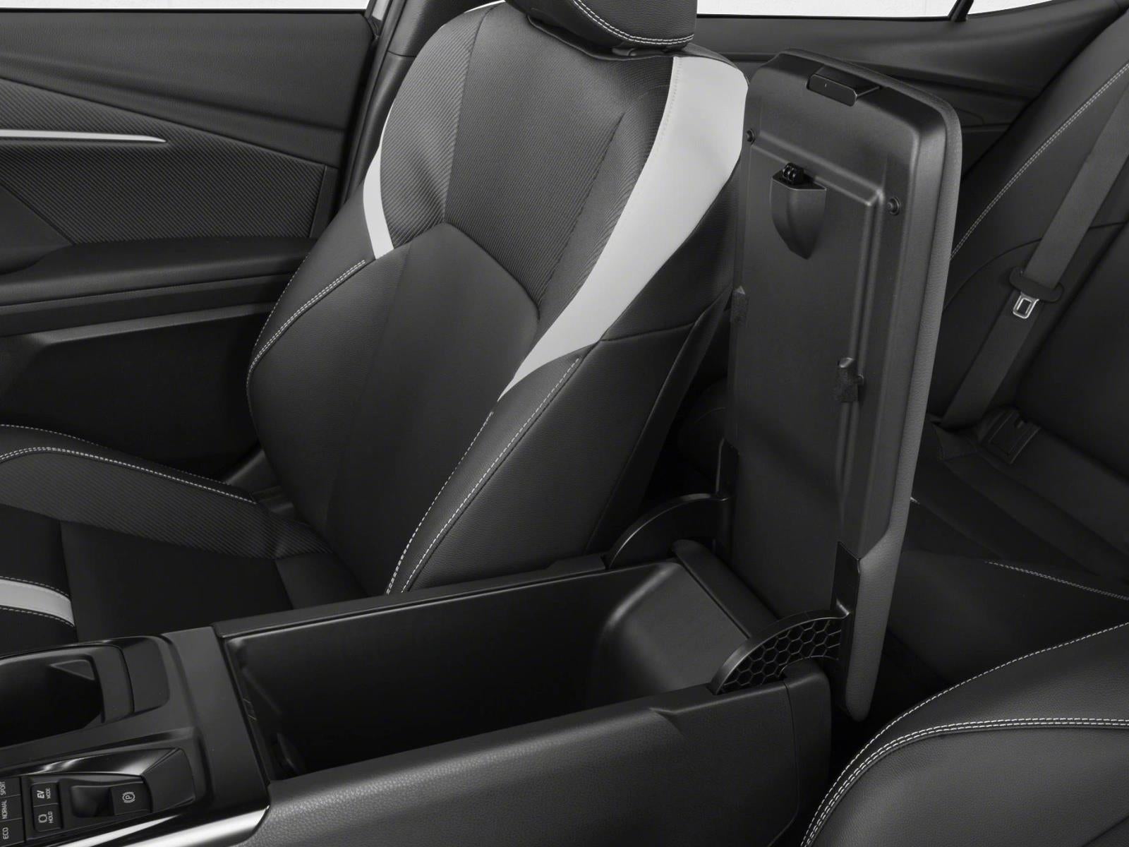 2026 Toyota Camry SE (SE)