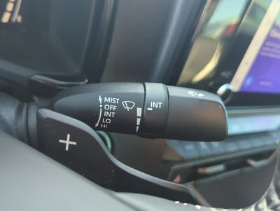 2025 Toyota Camry SE (SE)