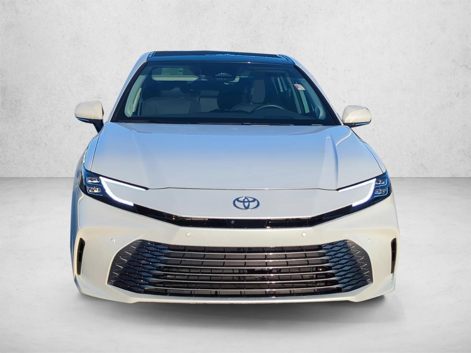 2025 Toyota Camry XLE (SE)