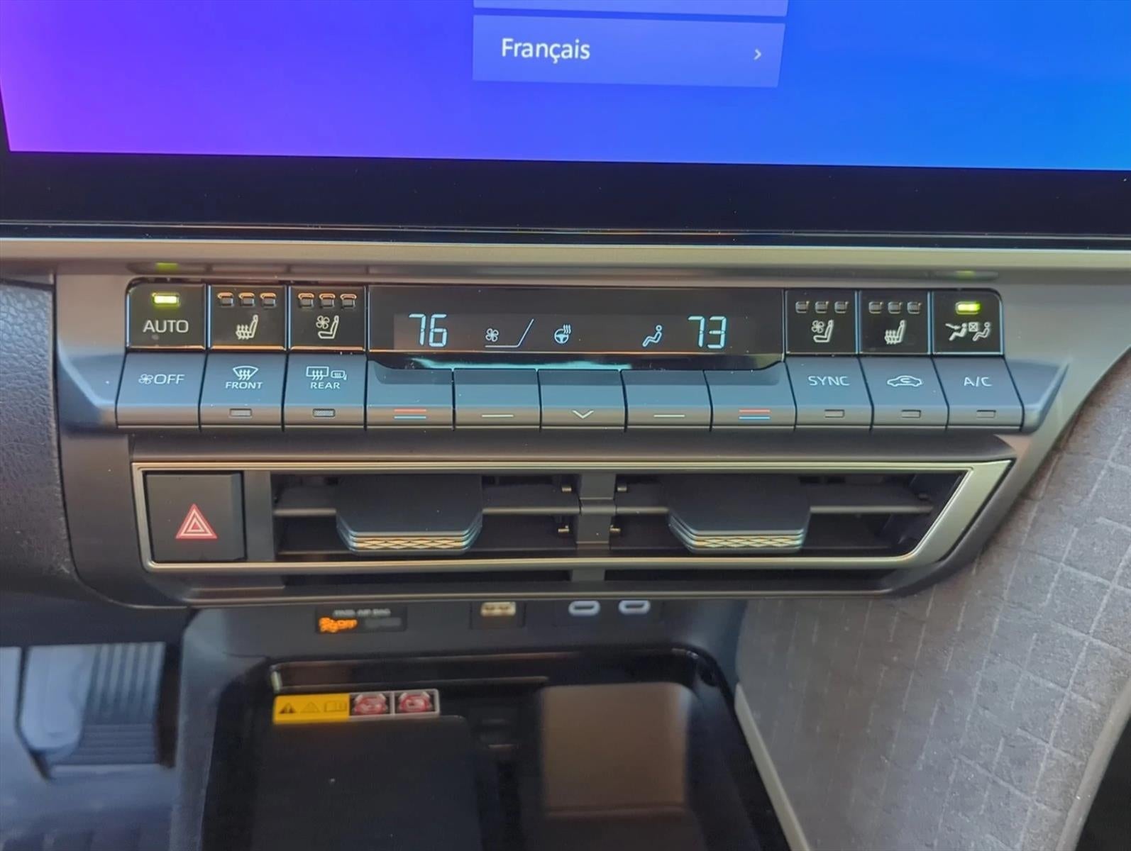 2025 Toyota Camry XLE (SE)