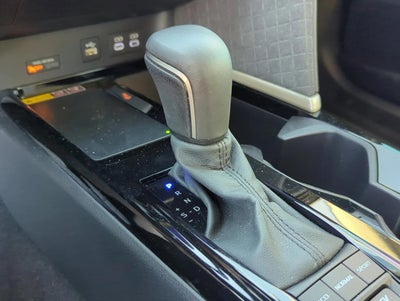 2025 Toyota Camry XLE (SE)