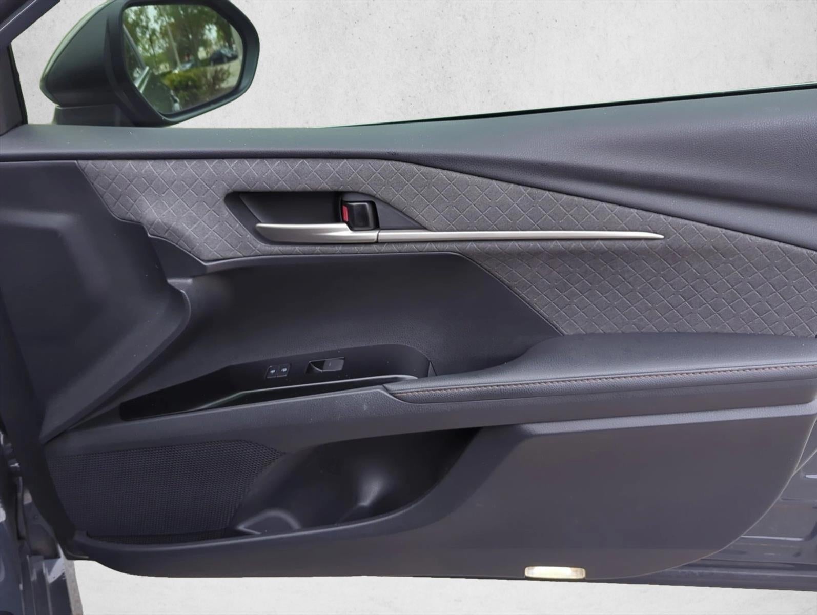 2025 Toyota Camry XLE (Natl)