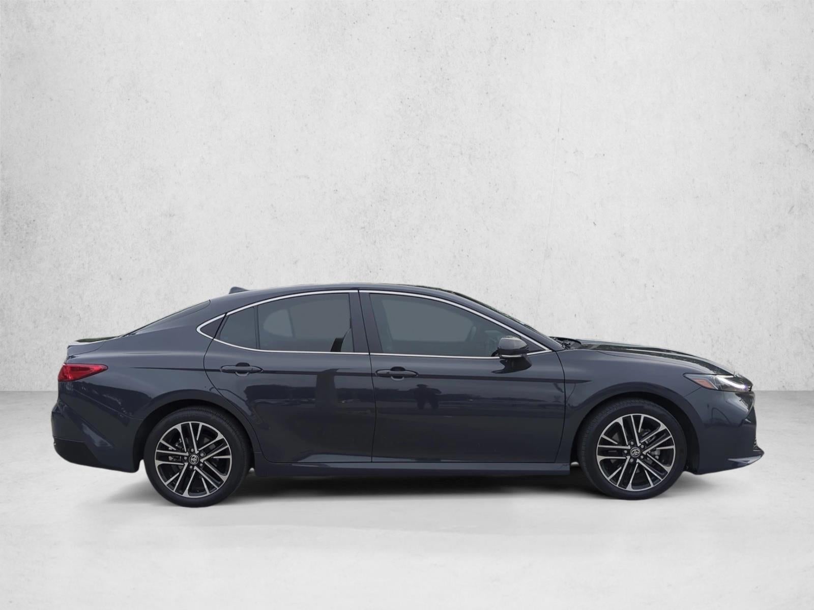 2025 Toyota Camry XLE (Natl)