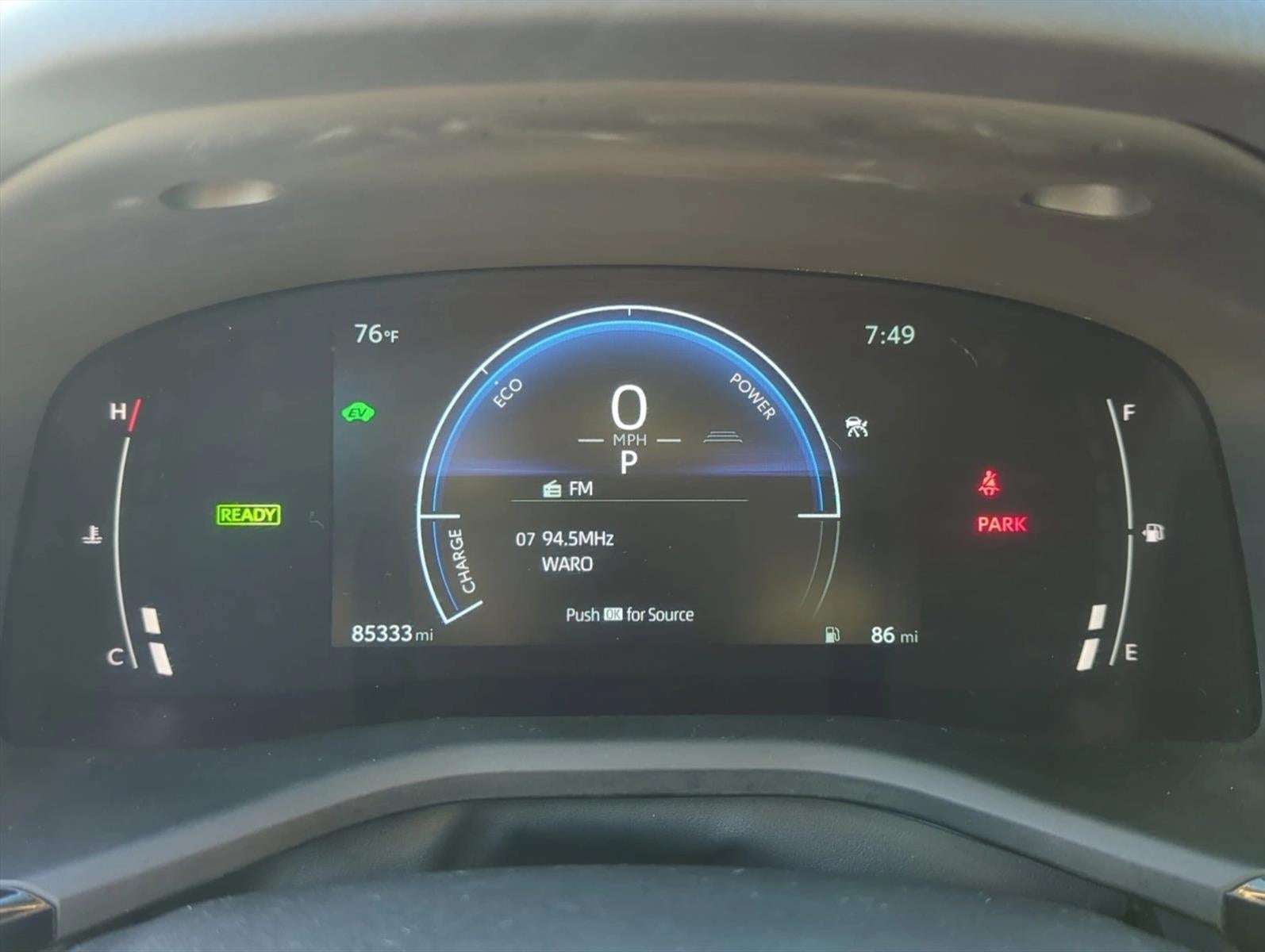 2025 Toyota Camry LE (Natl)