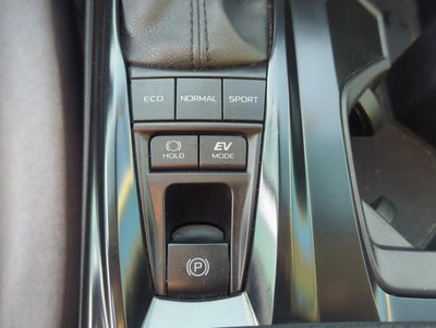 2025 Toyota Camry LE (Natl)