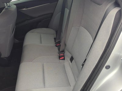 2025 Toyota Camry LE (SE)