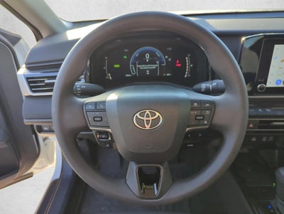 2025 Toyota Camry LE (SE)