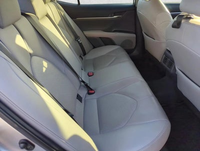 2022 Toyota Camry Hybrid XLE CVT (Natl)