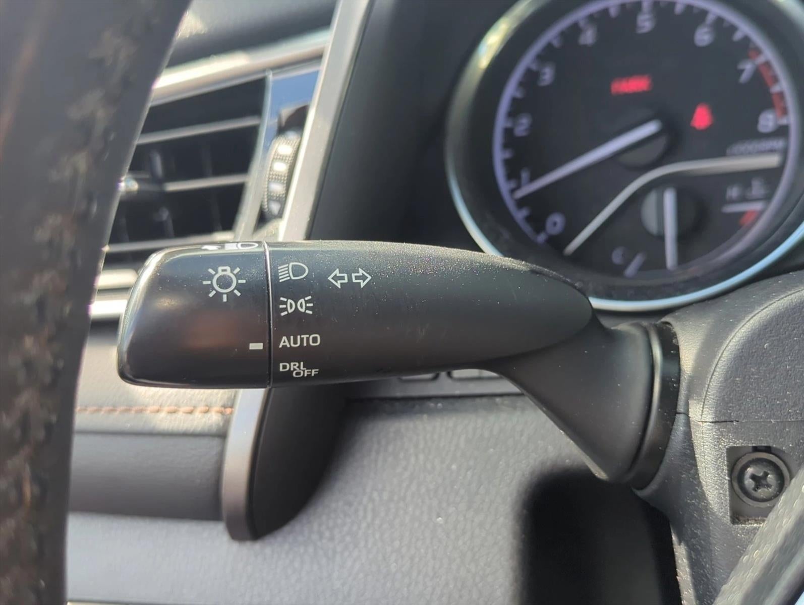 2020 Toyota Camry XLE V6 Auto (Natl)