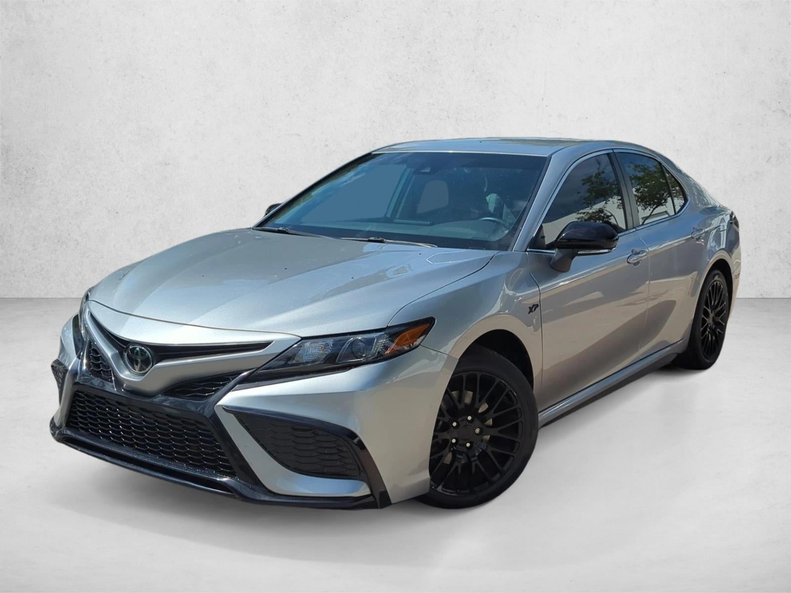 2023 Toyota Camry SE Auto (SE)