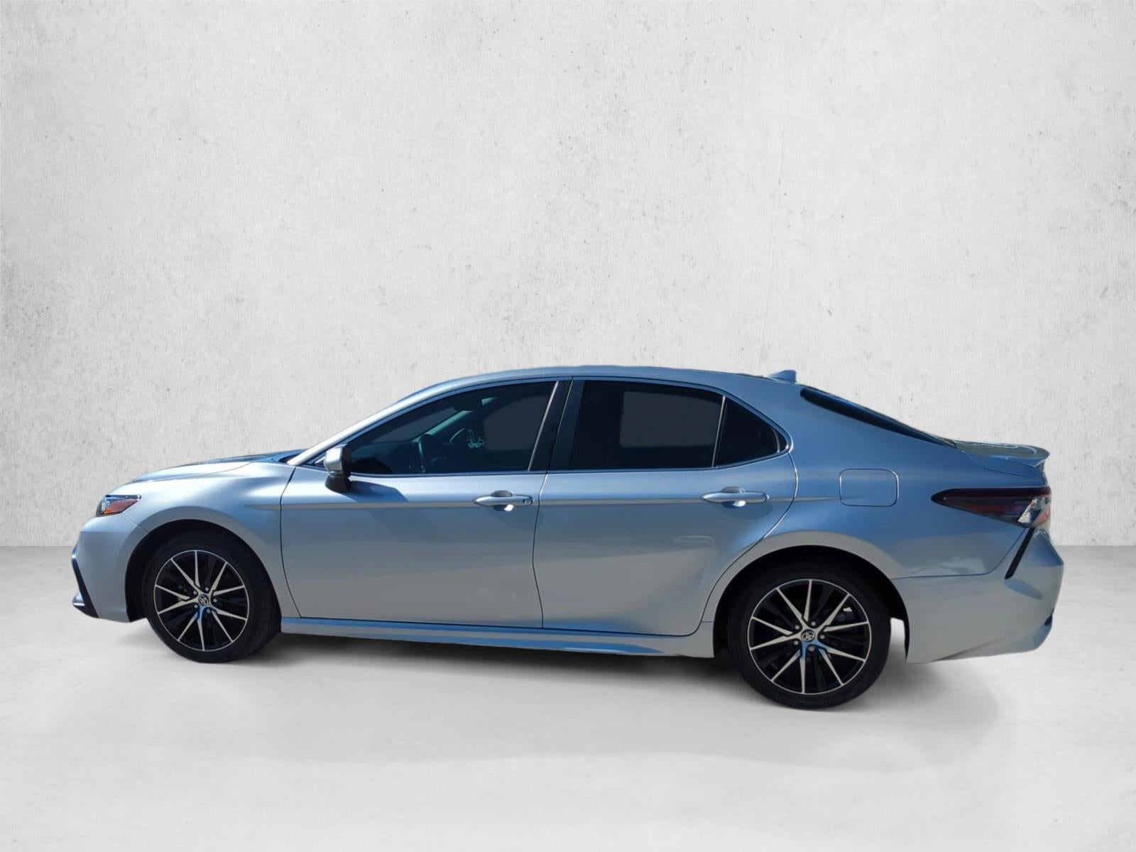 2024 Toyota Camry SE Auto (SE)