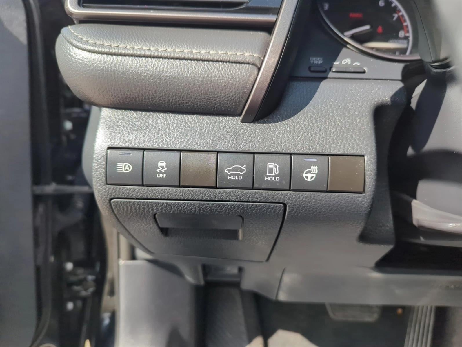 2024 Toyota Camry SE Auto AWD (Natl)