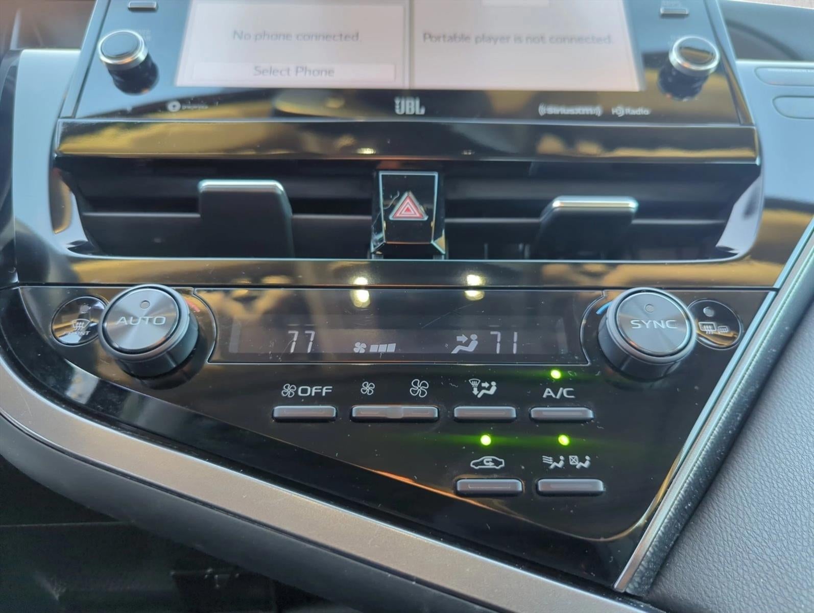 2024 Toyota Camry Hybrid XSE CVT (Natl)