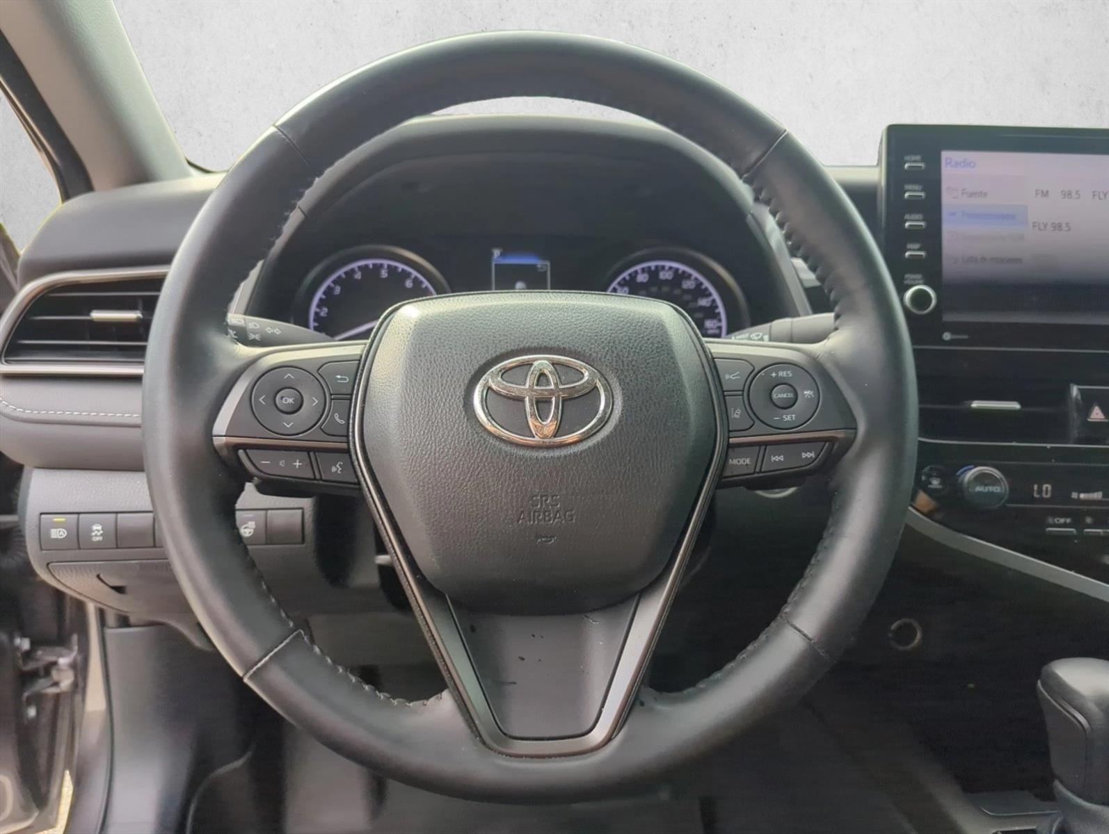 2024 Toyota Camry SE Auto (SE)