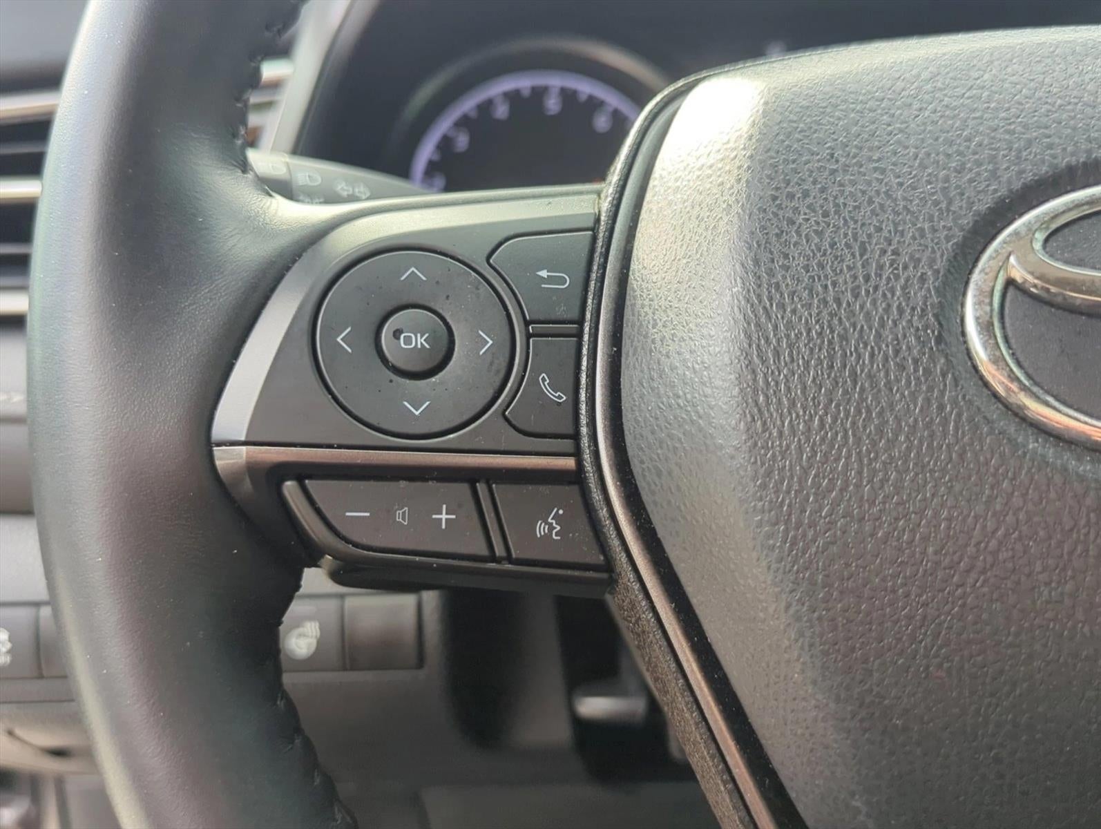 2024 Toyota Camry SE Auto (SE)