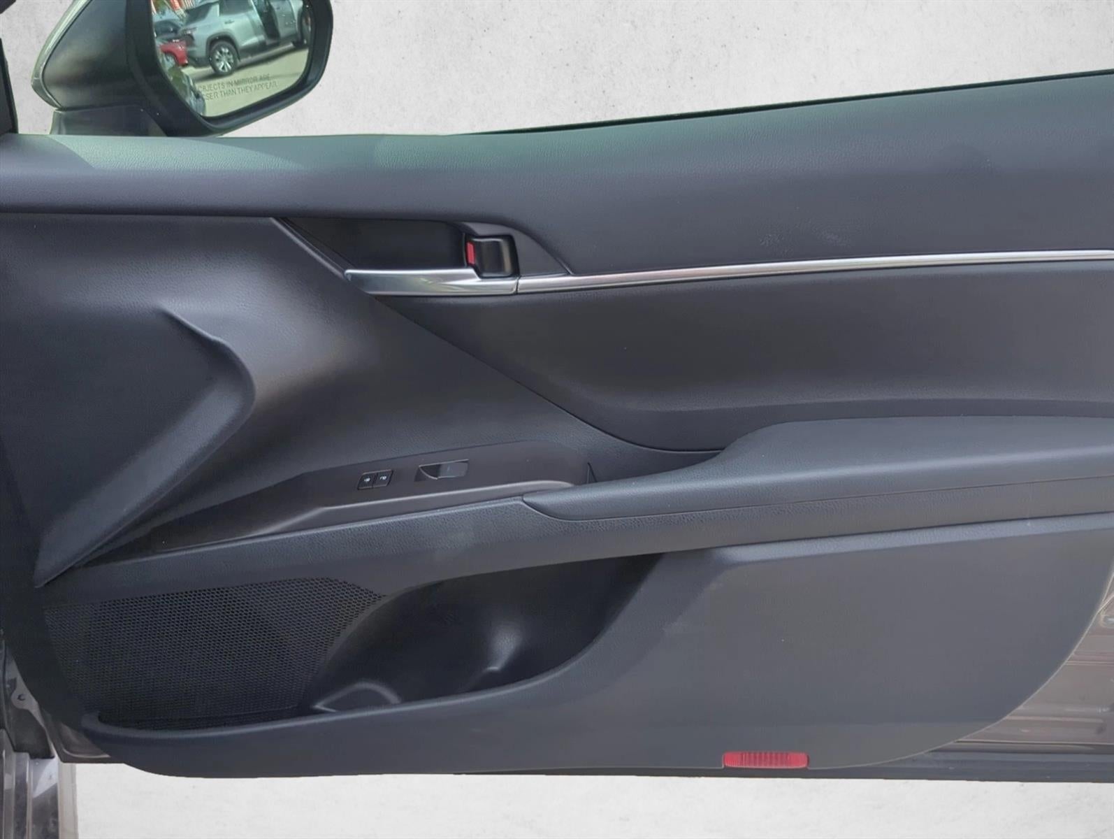 2024 Toyota Camry SE Auto (SE)