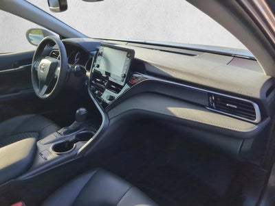 2024 Toyota Camry SE Auto (SE)