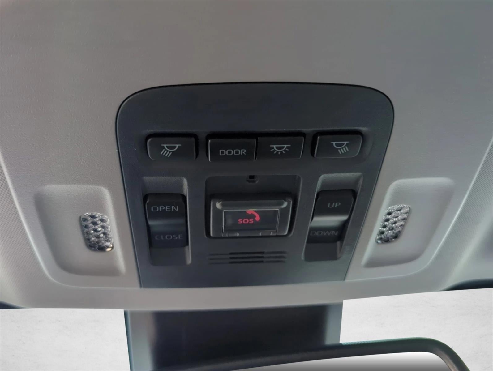 2022 Toyota Camry Hybrid SE CVT (Natl)