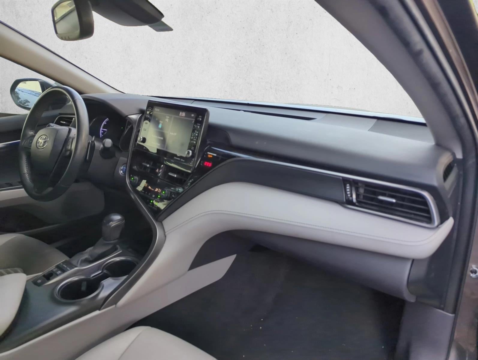 2022 Toyota Camry Hybrid SE CVT (Natl)