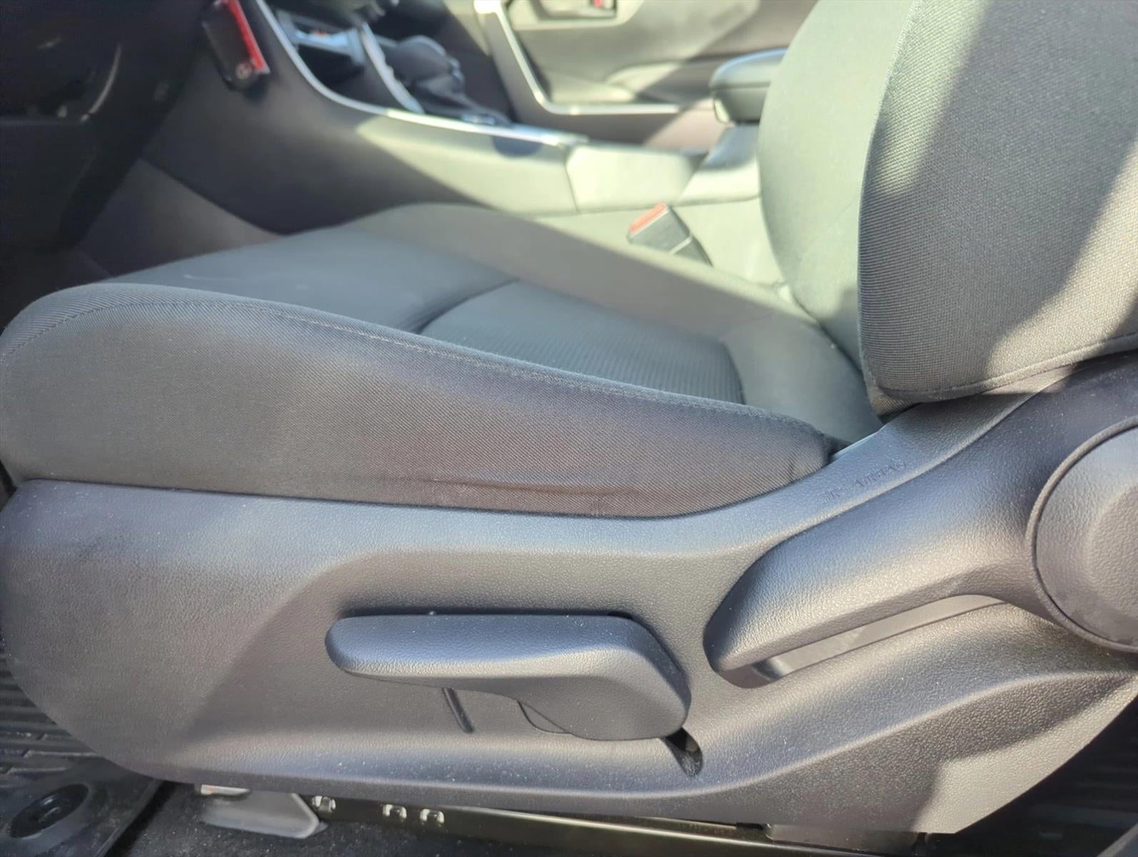 2023 Toyota RAV4 Hybrid LE AWD (Natl)
