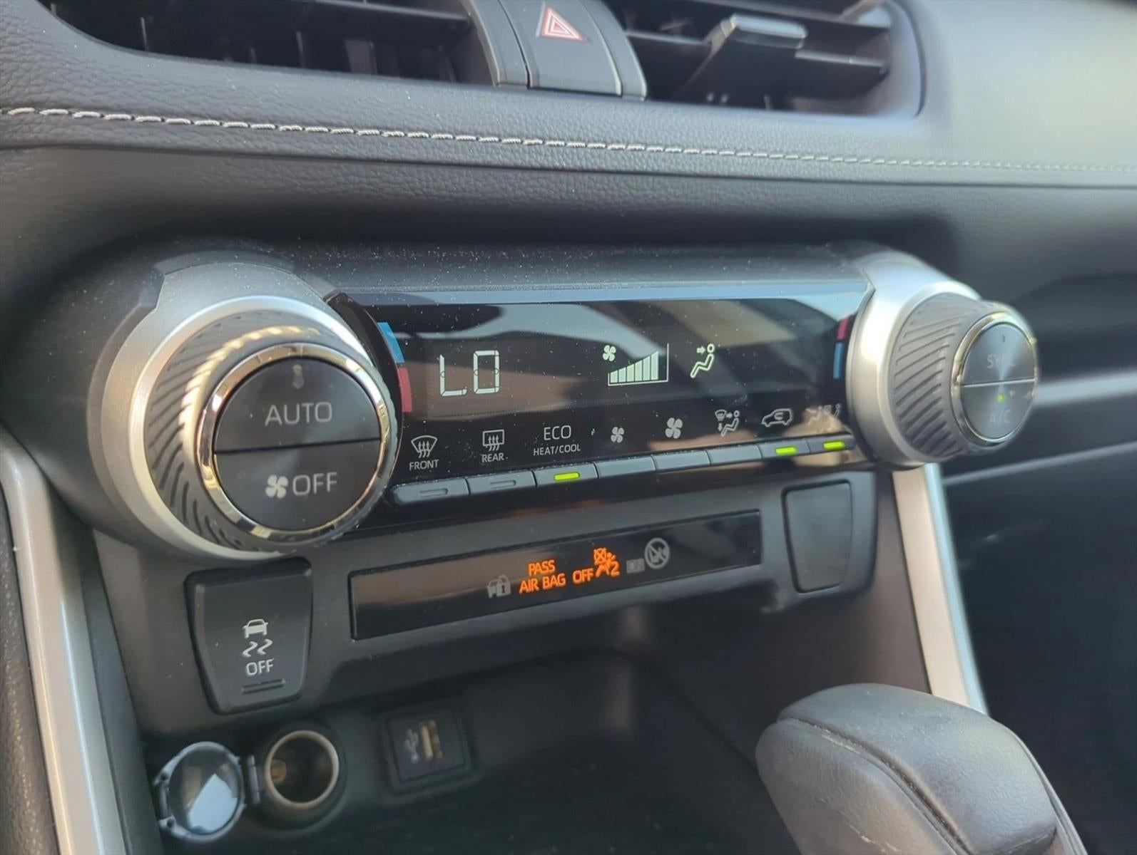 2023 Toyota RAV4 Hybrid LE AWD (Natl)