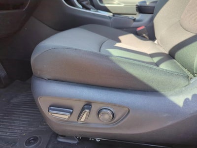 2025 Toyota RAV4 Hybrid XLE AWD (Natl)
