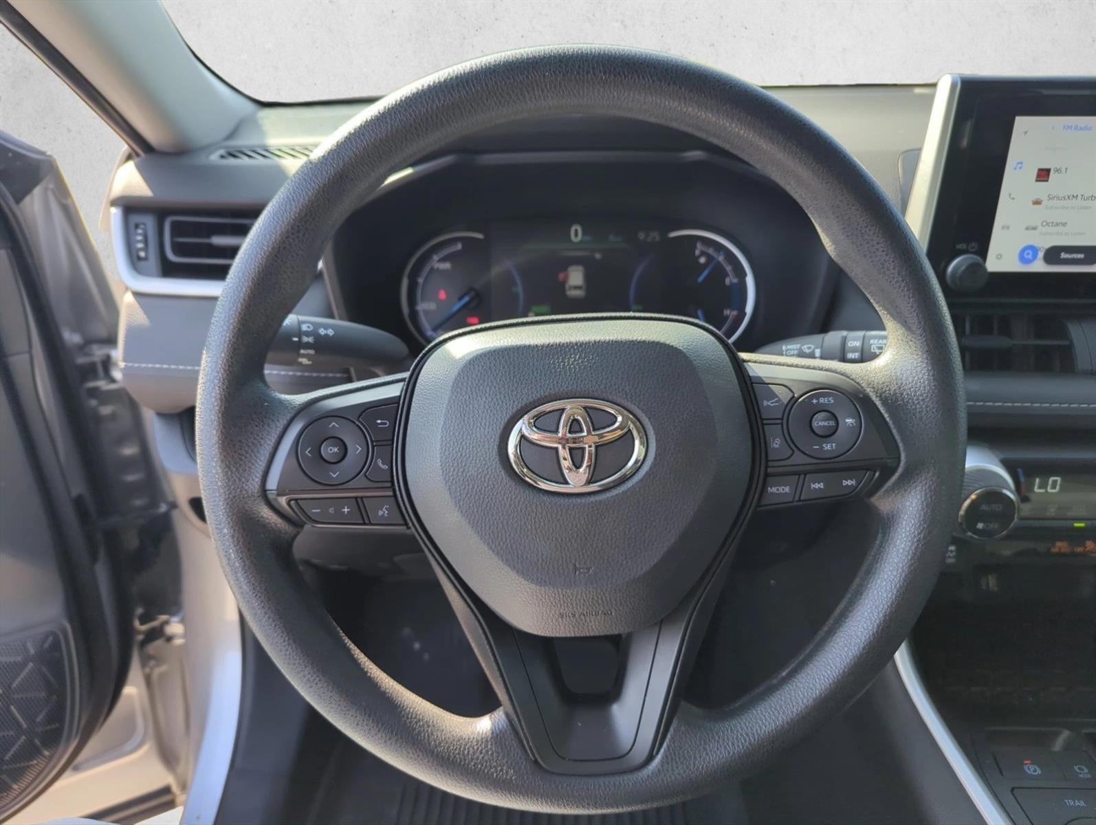 2025 Toyota RAV4 Hybrid XLE AWD (Natl)