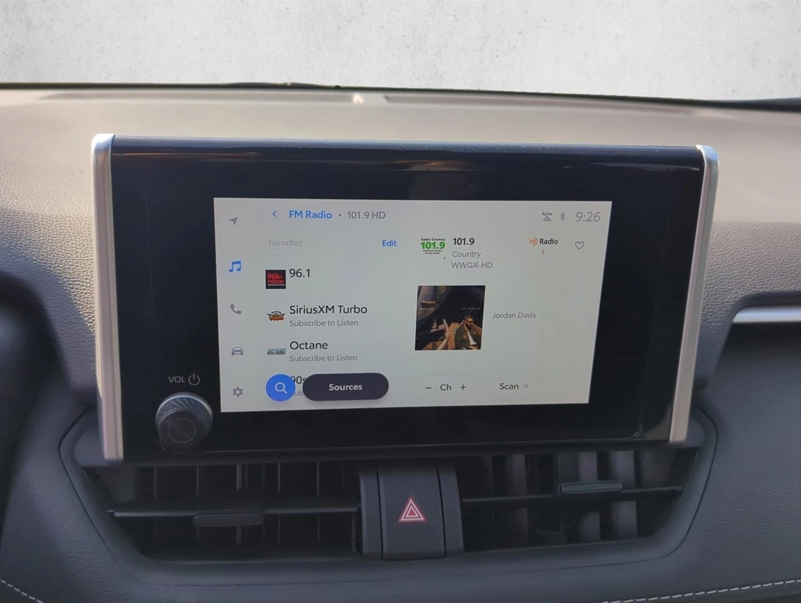 2025 Toyota RAV4 Hybrid XLE AWD (Natl)