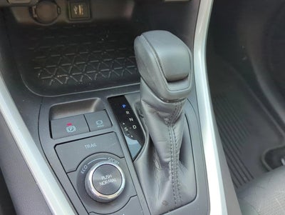 2025 Toyota RAV4 Hybrid XLE AWD (Natl)