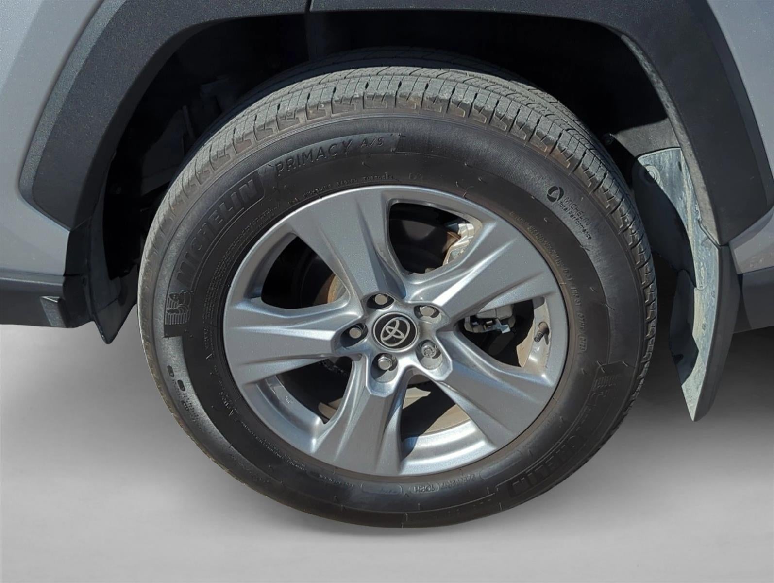 2025 Toyota RAV4 Hybrid XLE AWD (Natl)