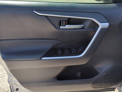 2025 Toyota RAV4 Hybrid XLE AWD (Natl)