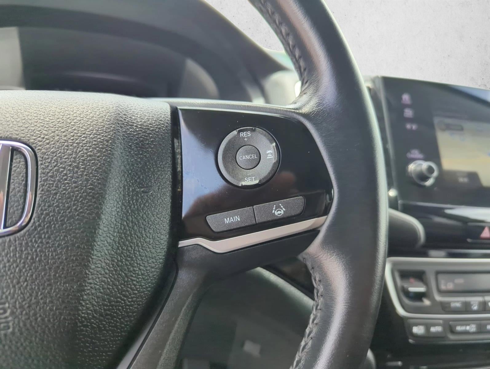 2022 Honda Pilot Touring 7-Passenger 2WD