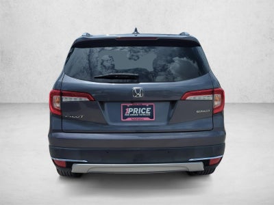 2022 Honda Pilot Touring 7-Passenger 2WD