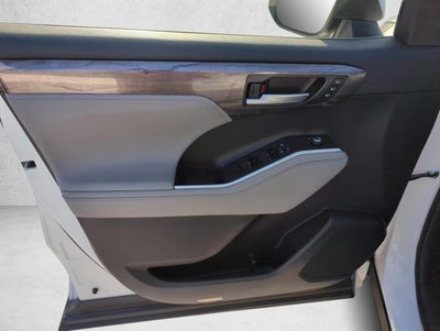 2023 Toyota Highlander Hybrid Platinum FWD (Natl)