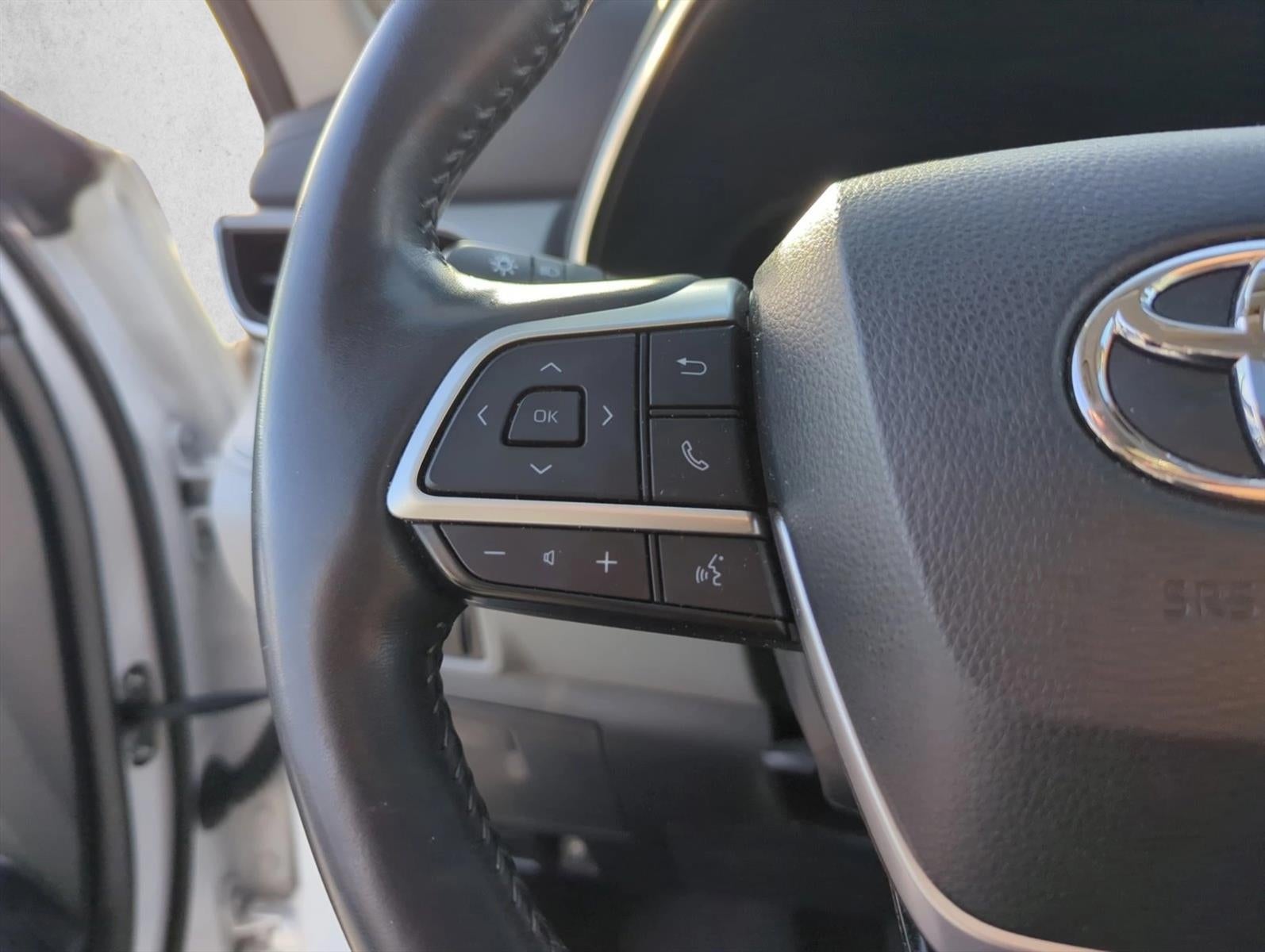 2023 Toyota Highlander Hybrid Platinum FWD (Natl)
