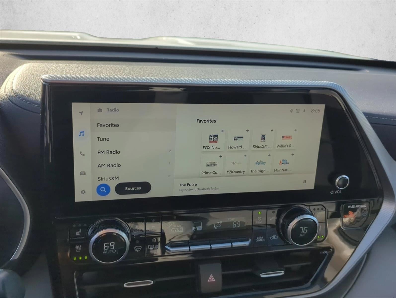 2023 Toyota Highlander Hybrid Platinum FWD (Natl)