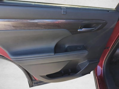 2021 Toyota Highlander Platinum AWD (Natl)