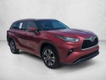 2020 Toyota Highlander XLE FWD (Natl)