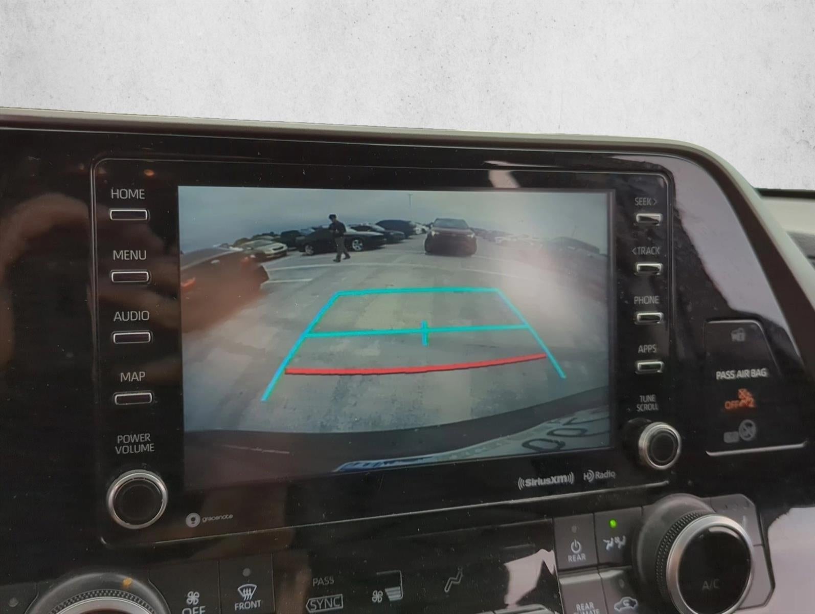 2021 Toyota Highlander XLE AWD (Natl)